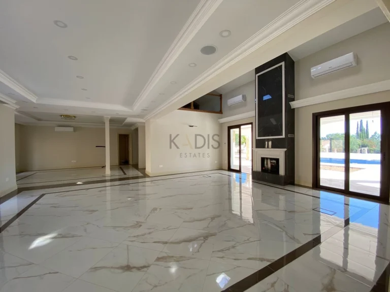420m² House for Sale in Limassol District