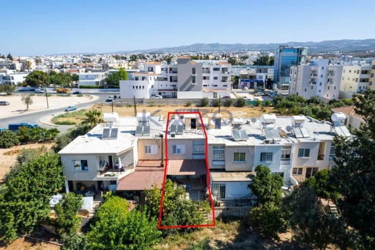 3 Bedroom Apartment for Sale in Paphos – Agios Theodoros