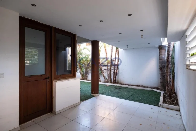4 Bedroom House for Sale in Lakatamia, Nicosia District