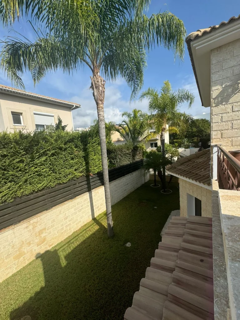 3 Bedroom House for Sale in Armenochori, Limassol District