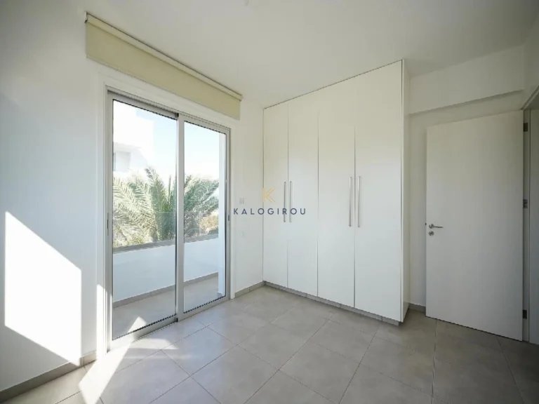 468m² Commercial for Sale in Nicosia District