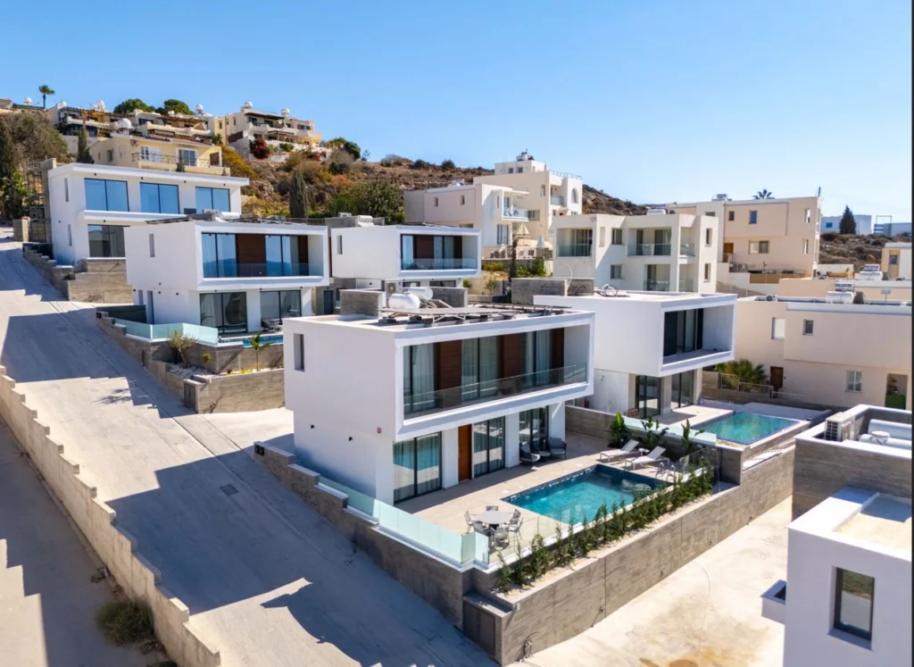 3 Bedroom House for Sale in Chlorakas, Paphos District