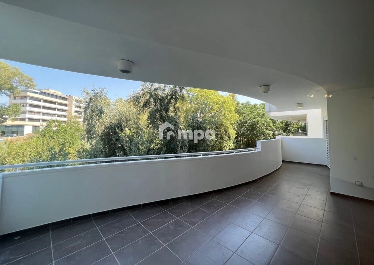 3 Bedroom Apartment for Rent in Agioi Omologites, Nicosia District