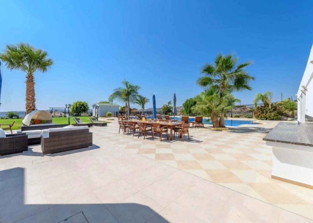 6+ Bedroom House for Sale in Pyrgos Lemesou, Limassol District