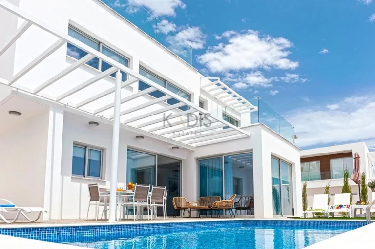 Cheap Houses and Villas for Sale Famagusta up to 600000 euro