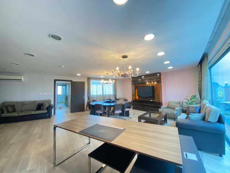 700m² Building for Sale in Limassol District
