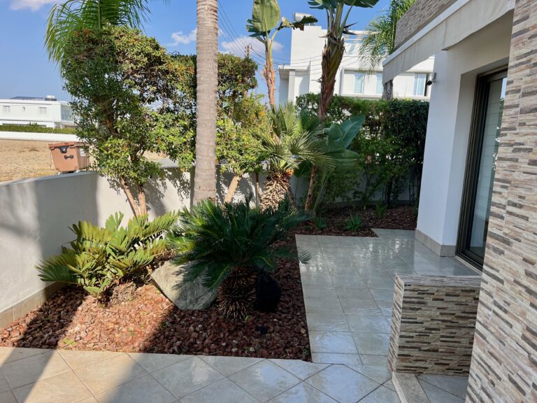 3 Bedroom House for Sale in Larnaca
