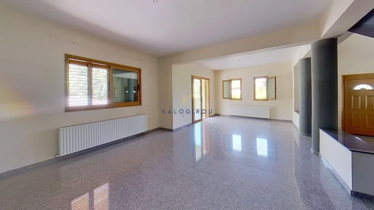 4 Bedroom House for Sale in Kampos, Nicosia District