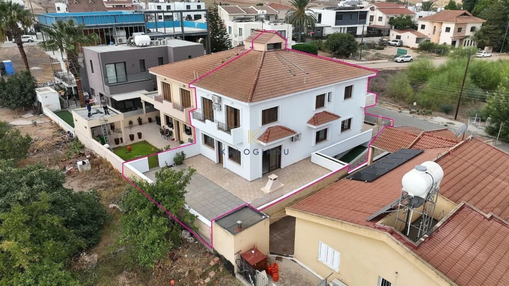 4 Bedroom House for Sale in Strovolos, Nicosia District