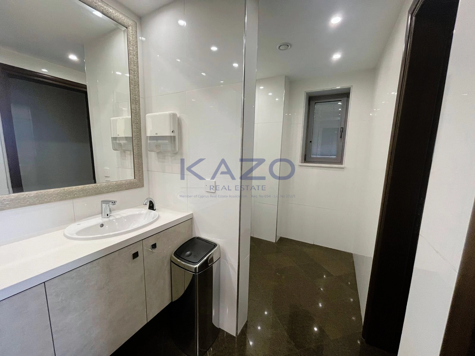 480m² Office for Rent in Limassol District