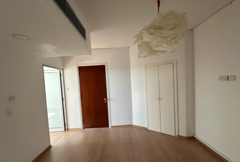 146m² Office for Sale in Limassol – Omonoia
