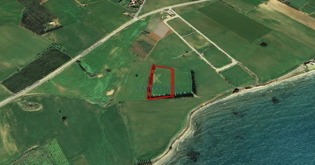87,264m² Plot for Sale in Pervolia Larnacas