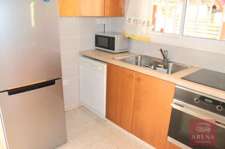 2 Bedroom House for Sale in Pervolia Larnacas