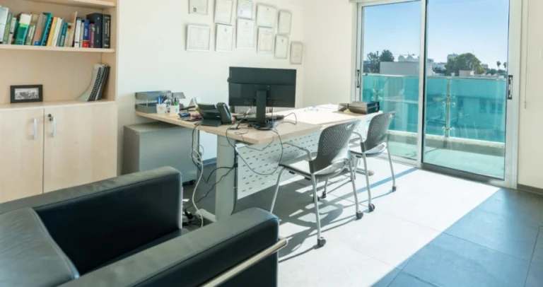372m² Office for Rent in Limassol District