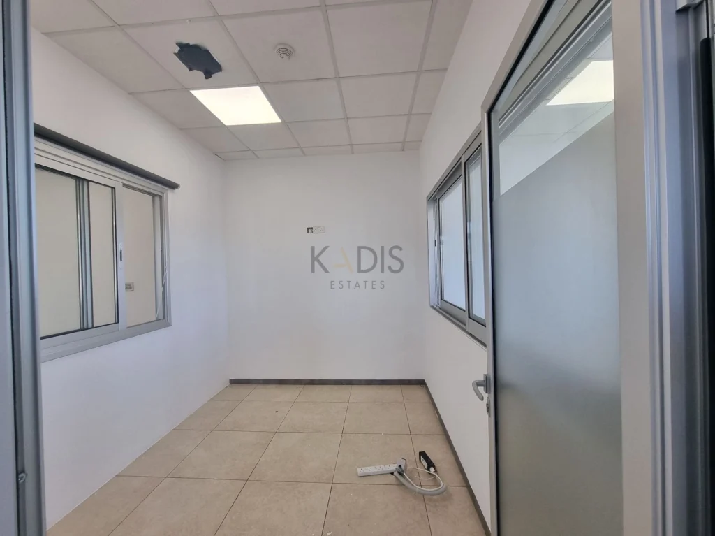 527m² Office for Rent in Limassol District