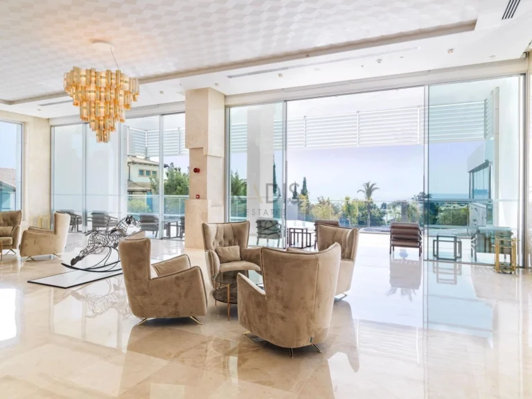 Квартира с 2 спальнями в аренду в Парекклисии, район Лимассола