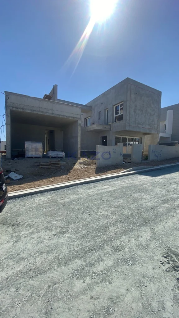 3 Bedroom House for Sale in Limassol – Agios Athanasios