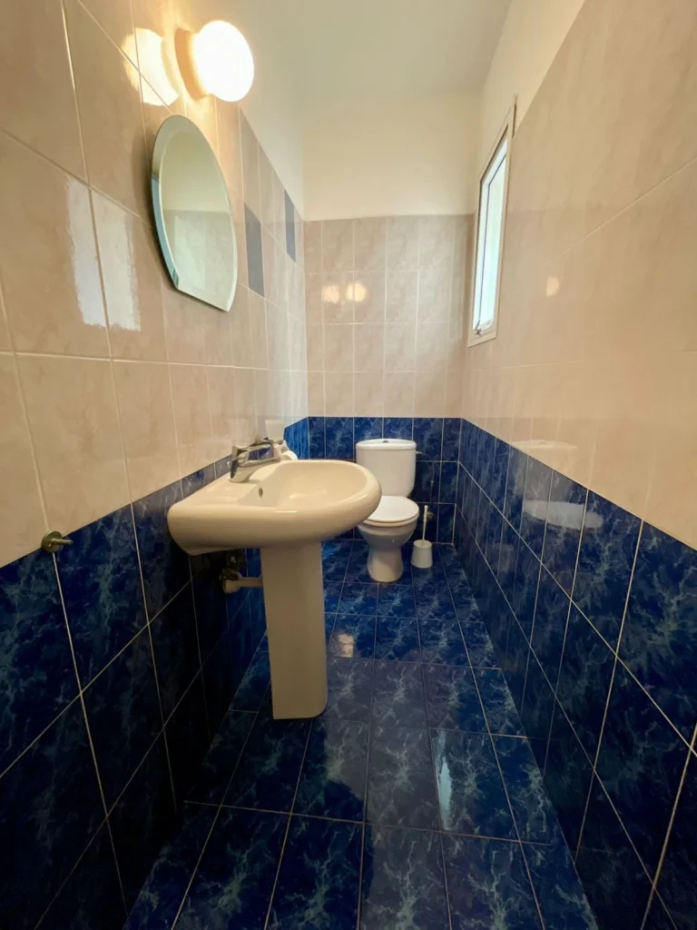 3 Bedroom Apartment for Sale in Tombs Of the Kings, Paphos District