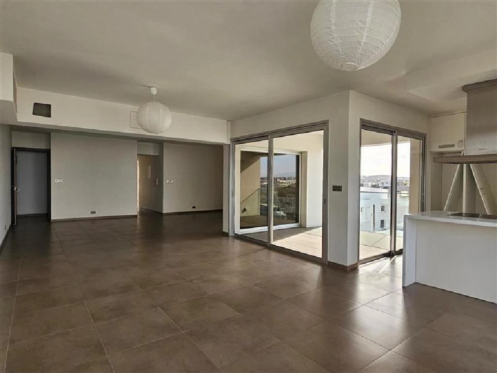 3 Bedroom Apartment for Sale in Strovolos, Nicosia District