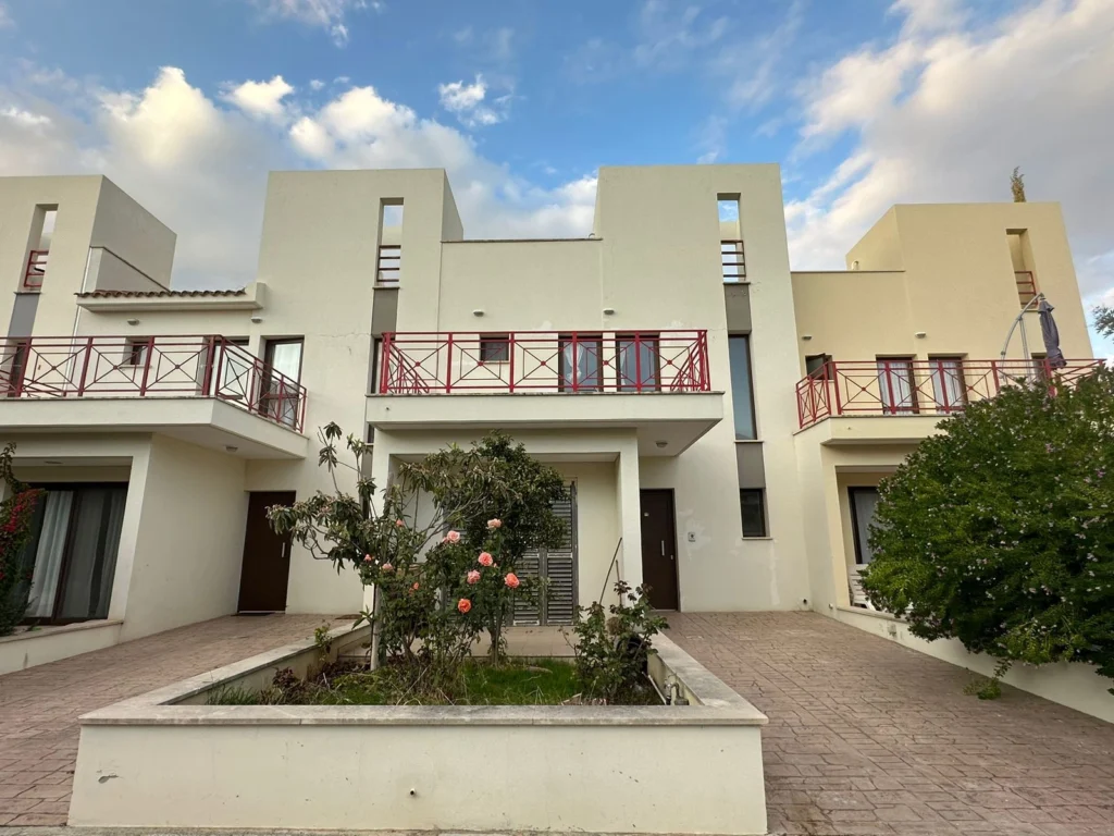 3 Bedroom House for Rent in Mouttagiaka Tourist Area, Limassol District