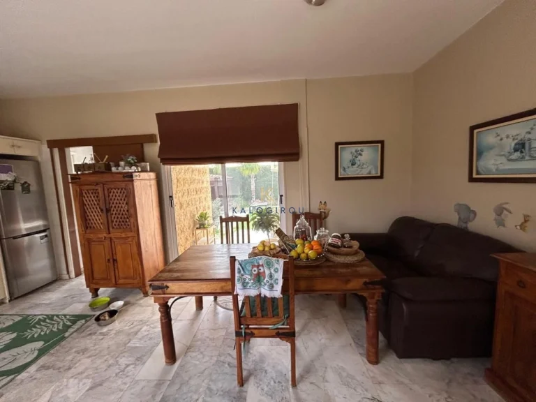 4 Bedroom House for Sale in Pervolia Larnacas