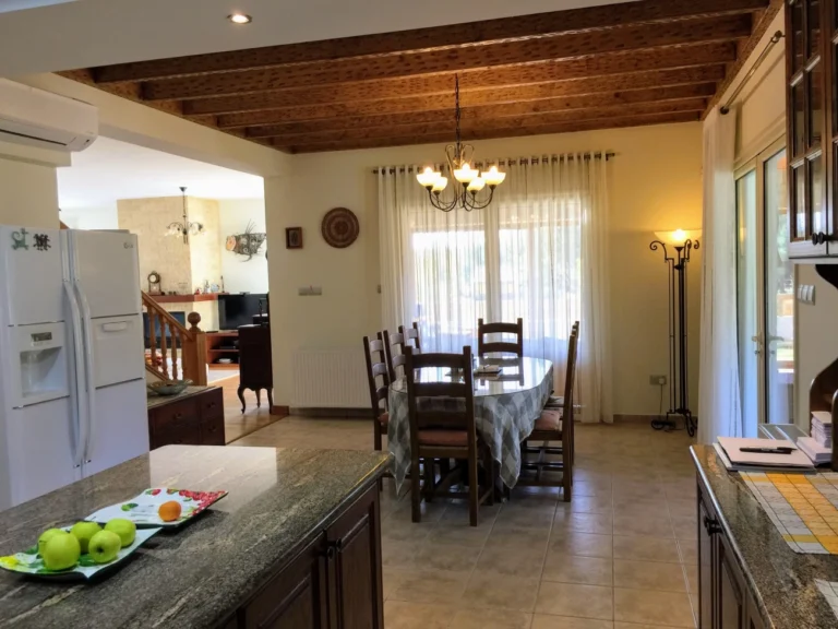 4 Bedroom House for Sale in Trimiklini, Limassol District
