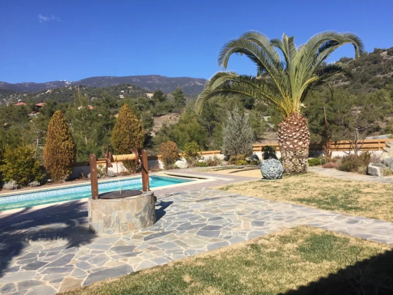 4 Bedroom House for Sale in Trimiklini, Limassol District