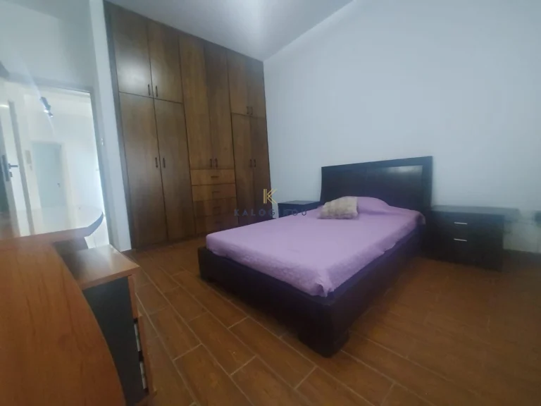 5 Bedroom House for Sale in Aradippou, Larnaca District