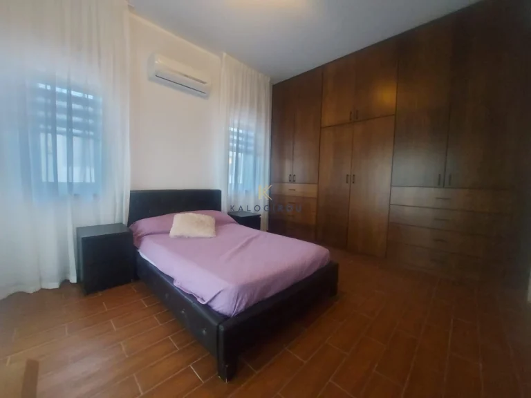 5 Bedroom House for Sale in Aradippou, Larnaca District