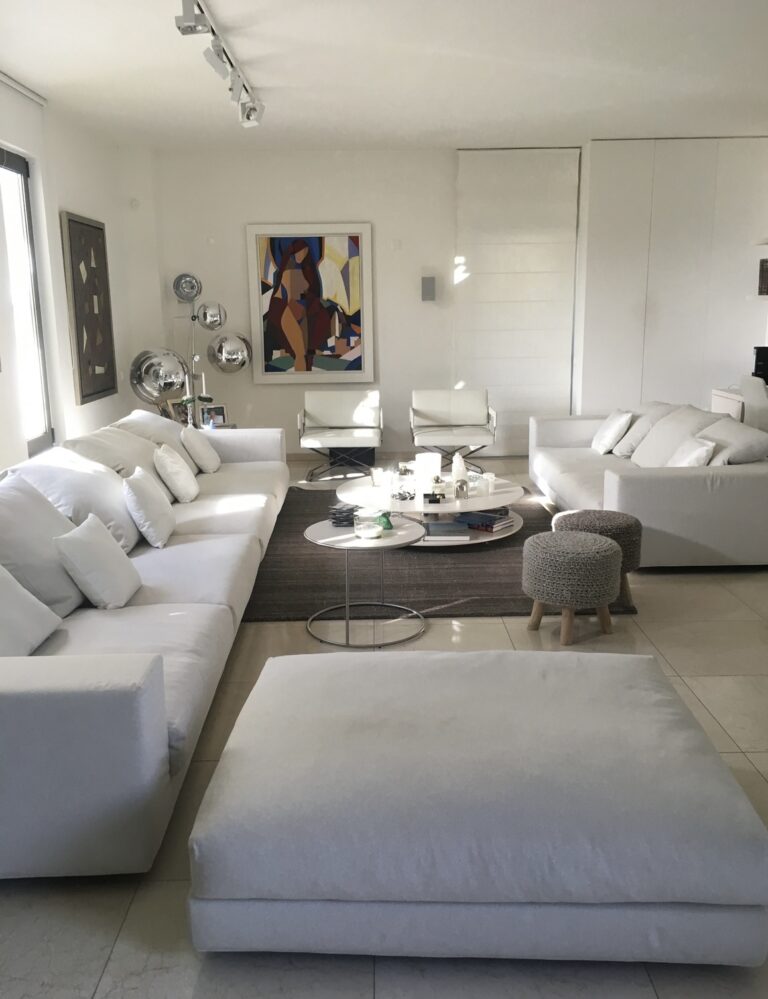 4 Bedroom House for Sale in Lakatamia, Nicosia District