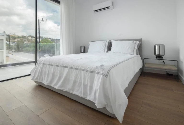 4 Bedroom House for Sale in Chlorakas, Paphos District