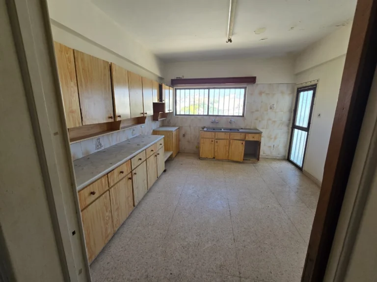 800m² Building for Sale in Paphos – Agios Pavlos