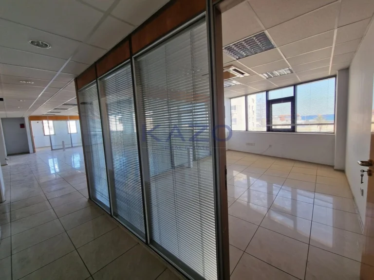 324m² Office for Rent in Larnaca – Chrysopolitissa