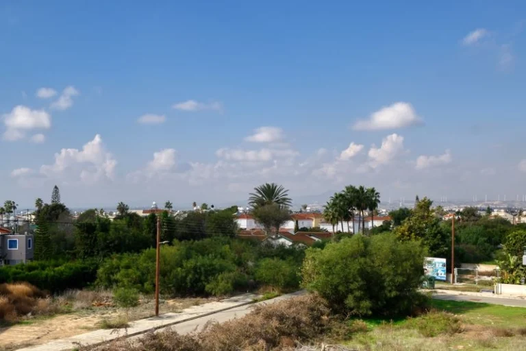 3 Bedroom House for Sale in Pervolia Larnacas