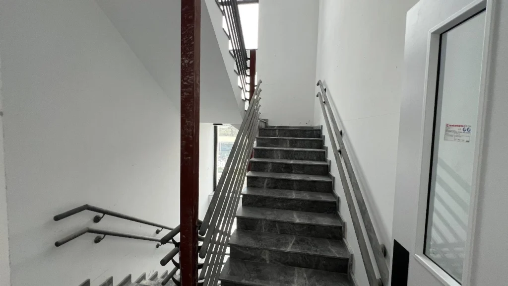 Γραφείο 500m² προς ενοικίαση στη Λεμεσό – Λινόπετρα