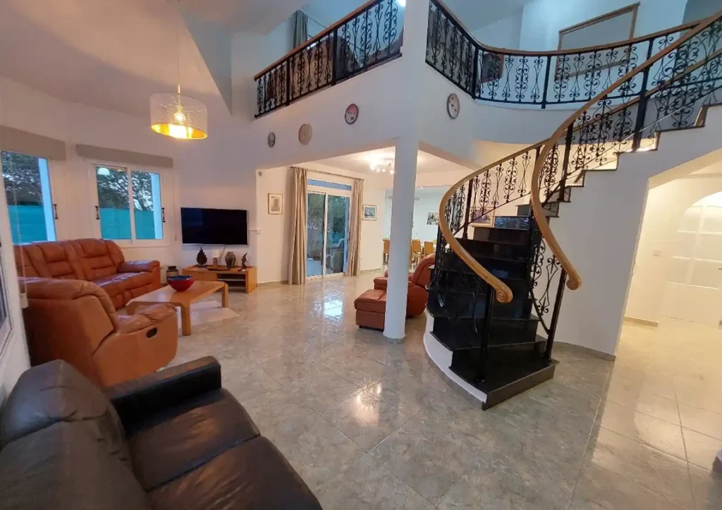 5 Bedroom House for Rent in Pegeia, Paphos District