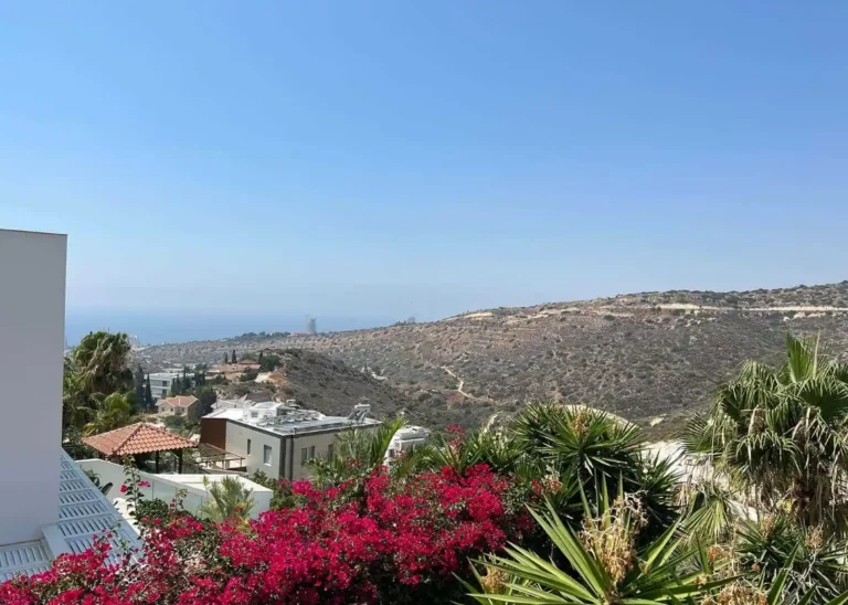 3 Bedroom House for Sale in Agios Tychonas, Limassol District