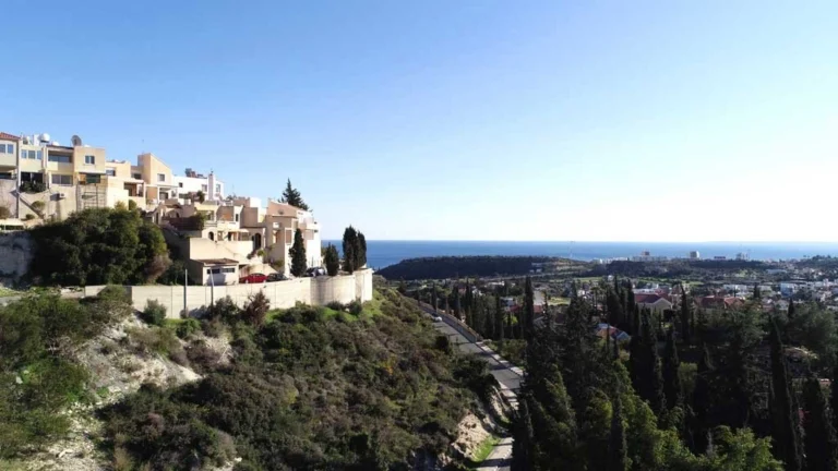 1 Bedroom Apartment for Sale in Agios Tychonas, Limassol District