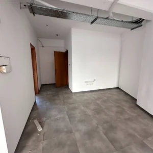 Γραφείο 290m² προς ενοικίαση στη Γερμασόγεια, Επαρχία Λεμεσού