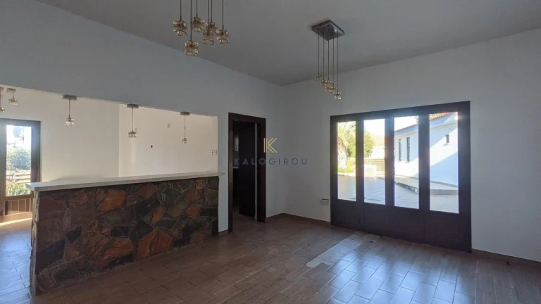 3 Bedroom House for Sale in Lythrodontas, Nicosia District