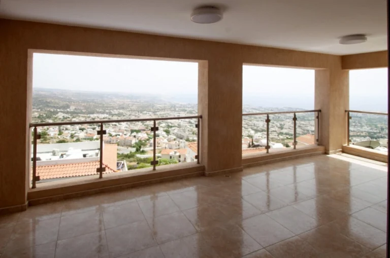 233m² House for Sale in Peyia, Paphos District