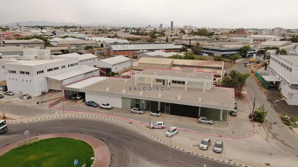 1392m² Commercial for Sale in Nicosia – Kaimakli
