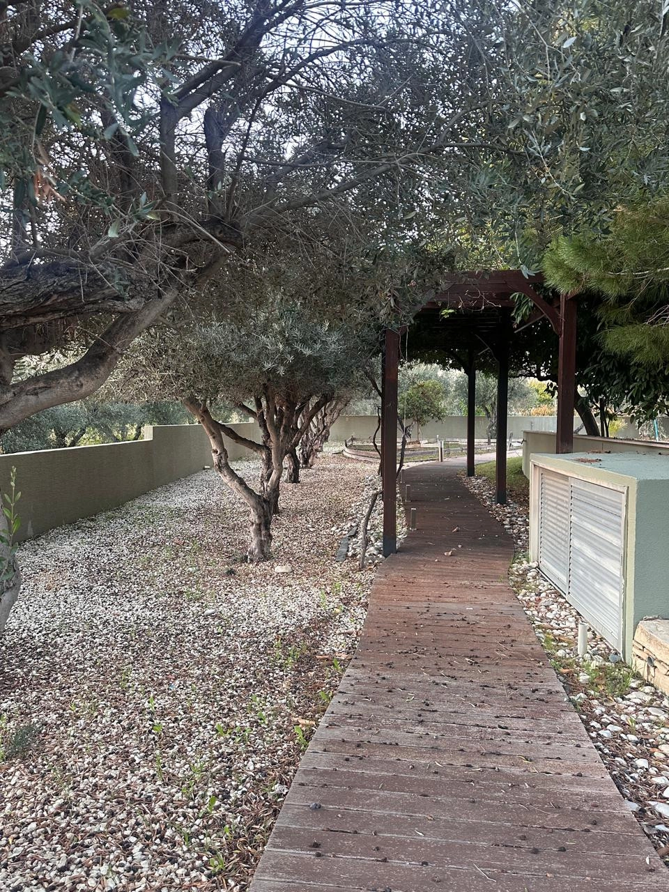 5 Bedroom House for Sale in Ypsonas, Limassol District