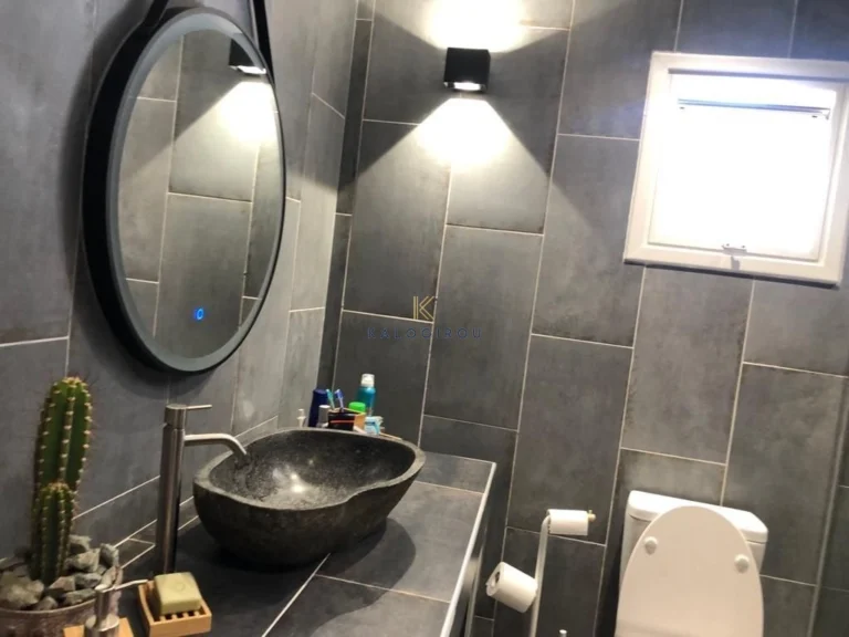 2 Bedroom House for Sale in Pervolia Larnacas