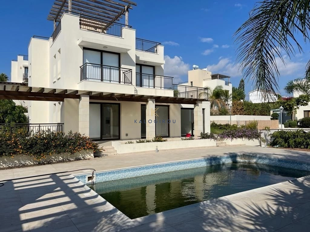 4 Bedroom House for Sale in Agios Theodoros, Larnaca District