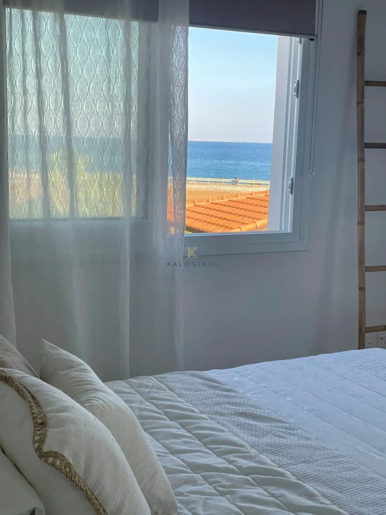 2 Bedroom House for Sale in Pervolia Larnacas
