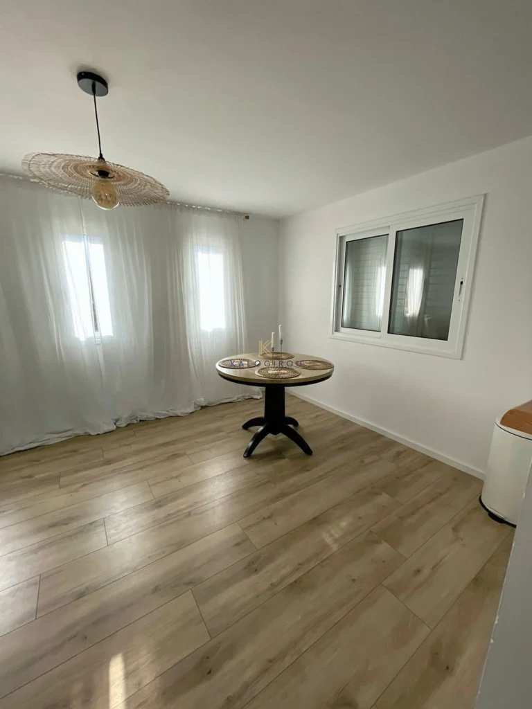 2 Bedroom House for Sale in Pervolia Larnacas
