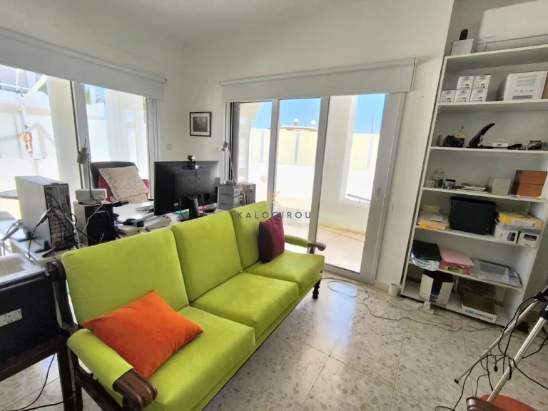 Cheap Houses and Villas for Sale Larnaca up to 400000 euro
