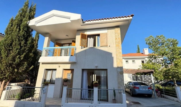Cheap Houses and Villas for Sale Paphos up to 400000 euro