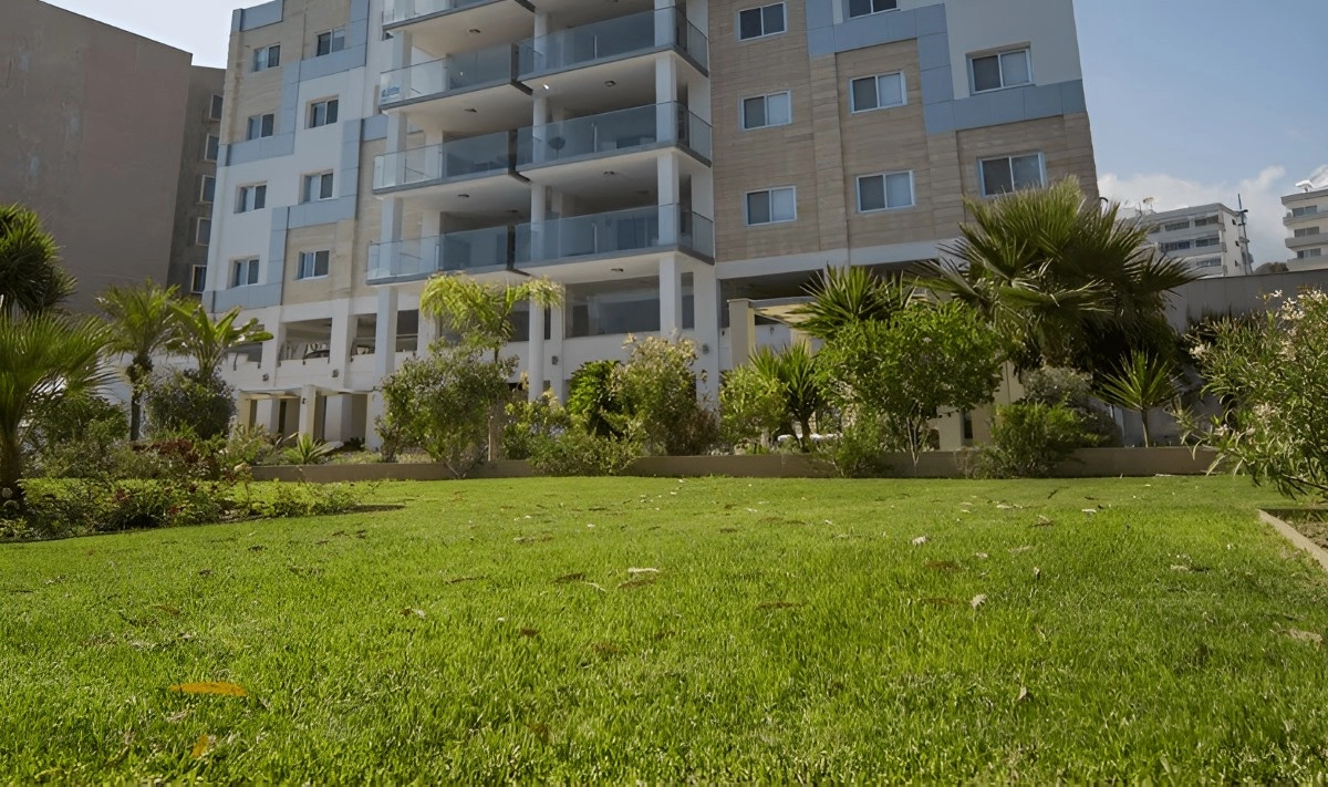 4 Bedroom Apartment for Sale in Agios Tychonas, Limassol District